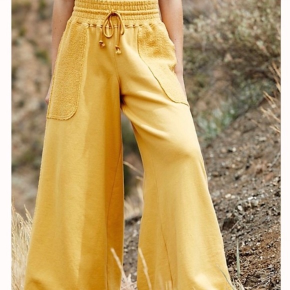 Free People Movement Upbeat Wide leg Sweat Pants - Picture 2 of 14